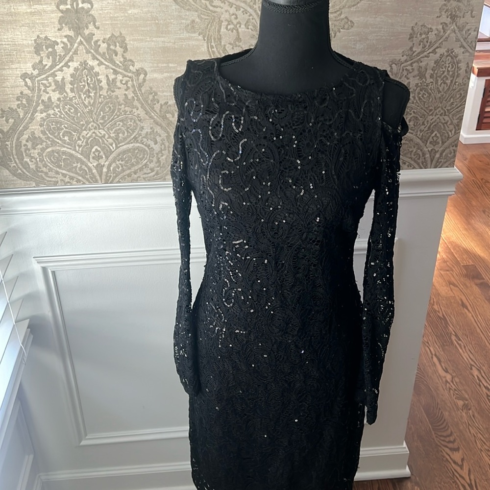 Marina | cold shoulder Black lace cocktail dress Size 8